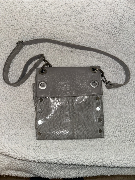 Hammitt Handbags - Hammitt Montana Rev crossbody purse